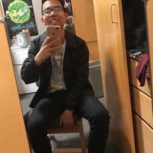 Meet your Posher, Kha